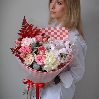 Букет микс с розами М